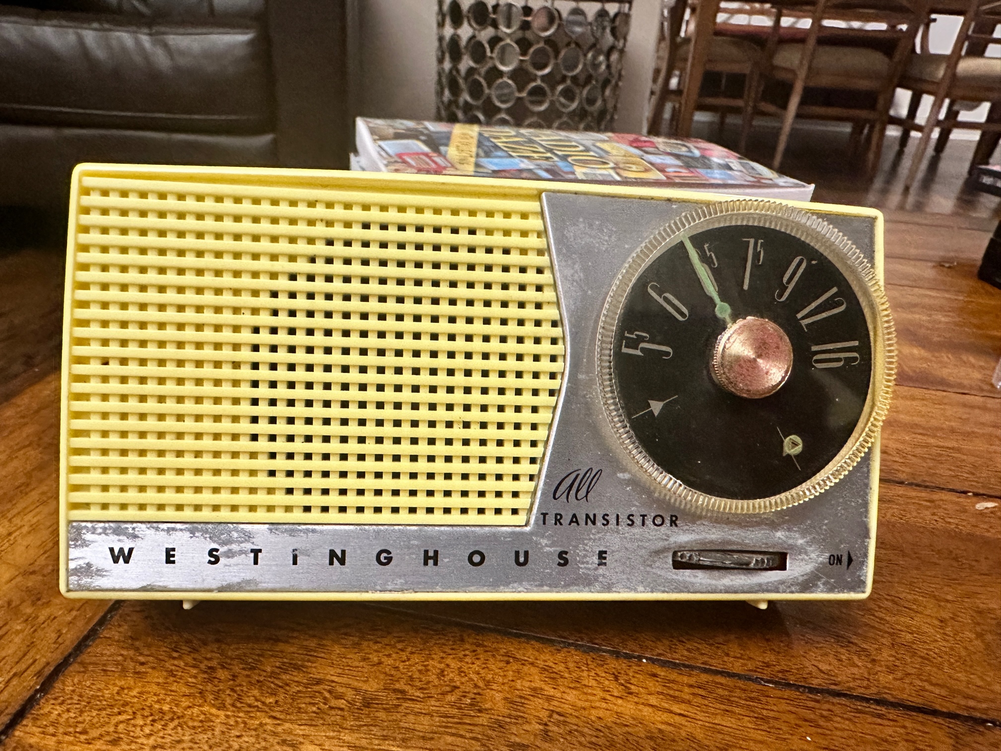 1957 Westinghouse 618P7 Yellow